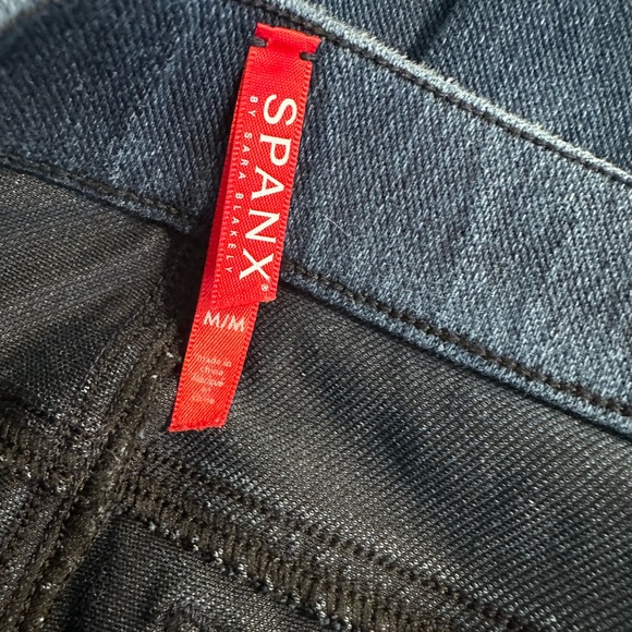 SPANX Jean-ish Leggings Denim Pants Slimming Dark Wash High Rise Pull On Shaping - Picture 10 of 13